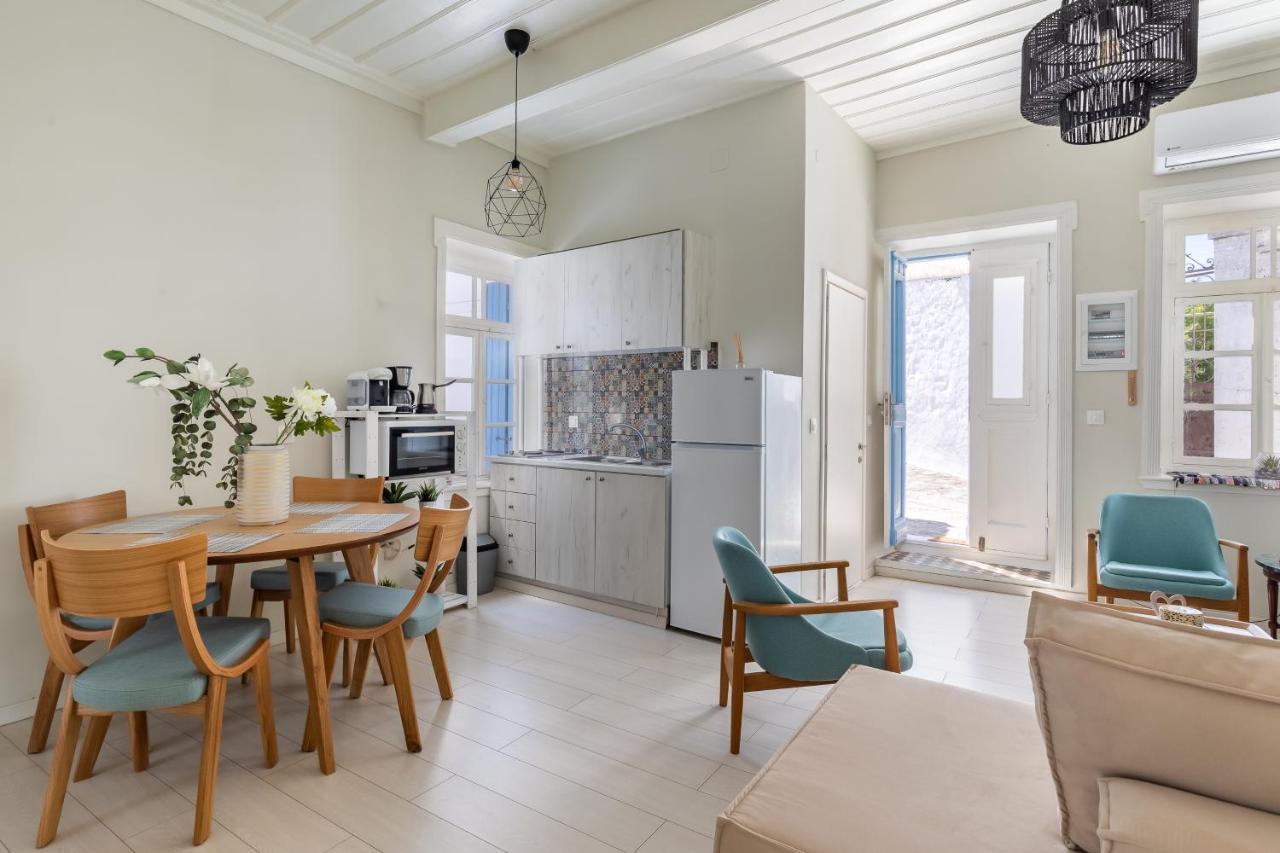 Helios Lovely Apartment Skopelos stad Exteriör bild